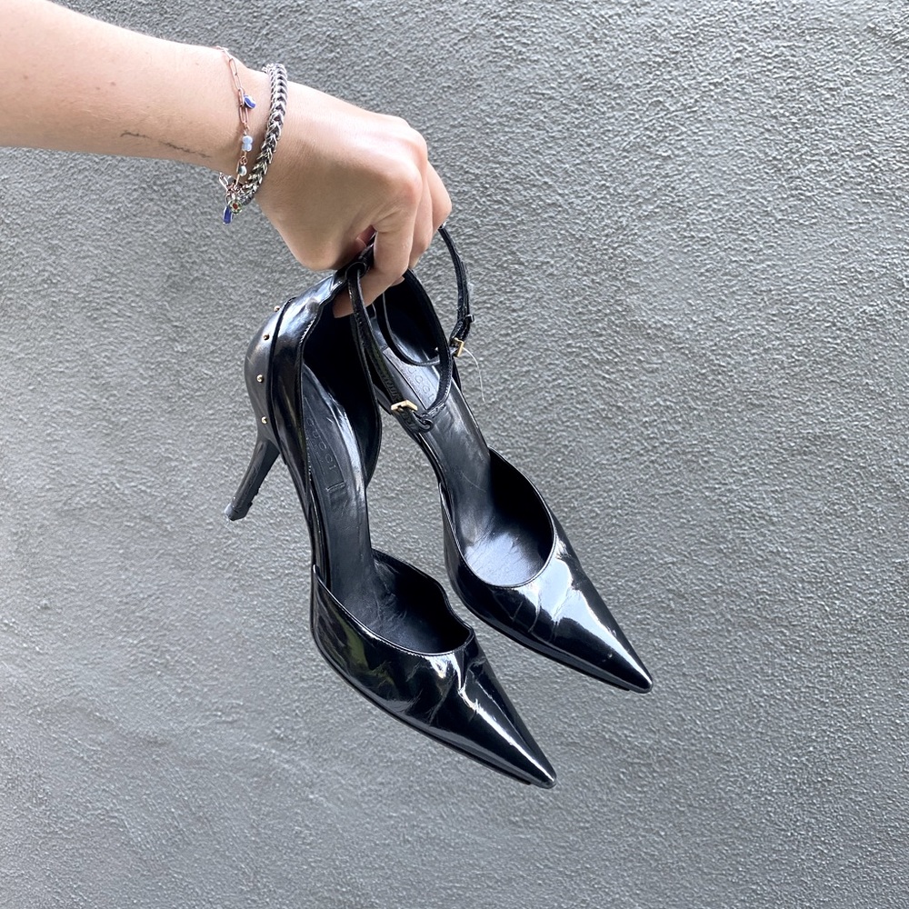Authentic Gucci Black Pointed Toe Heels with gold studs